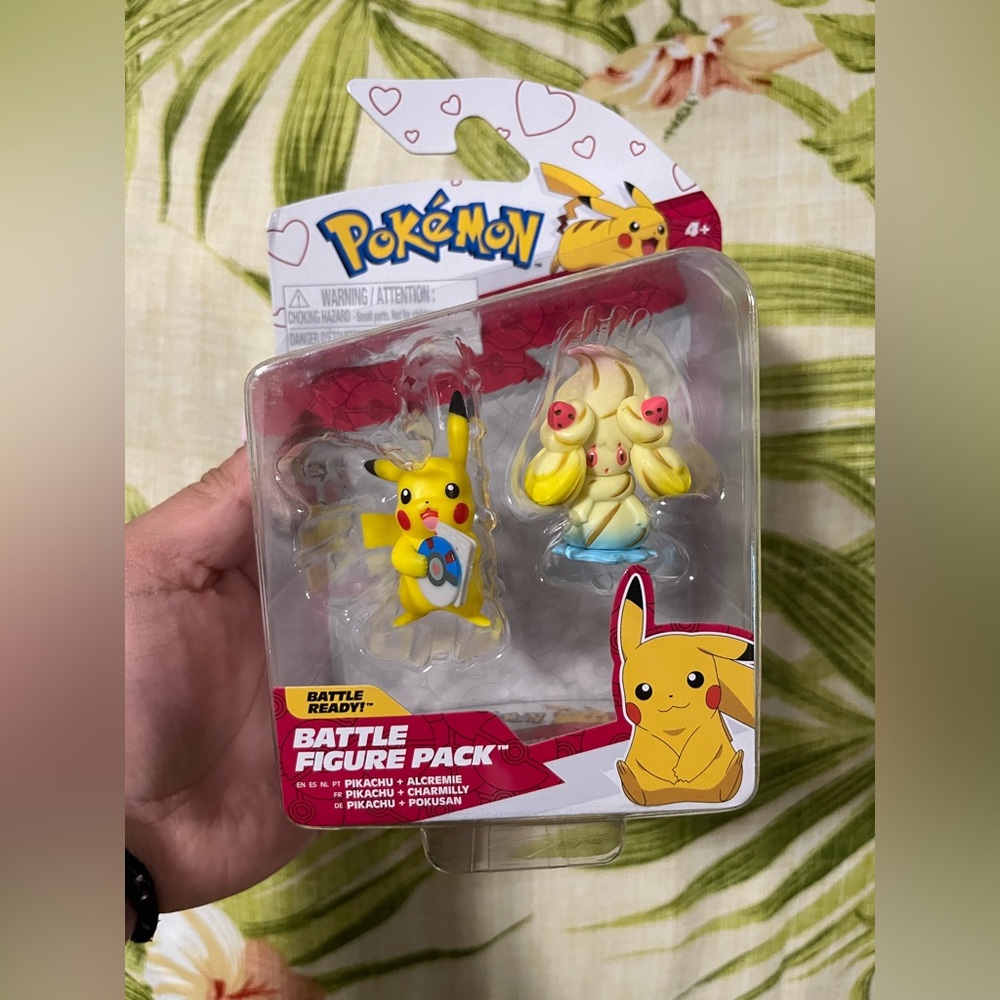 Pokemon Battle Figure Pack Valentine's Day Pikachu Alcremie - NEW 2024